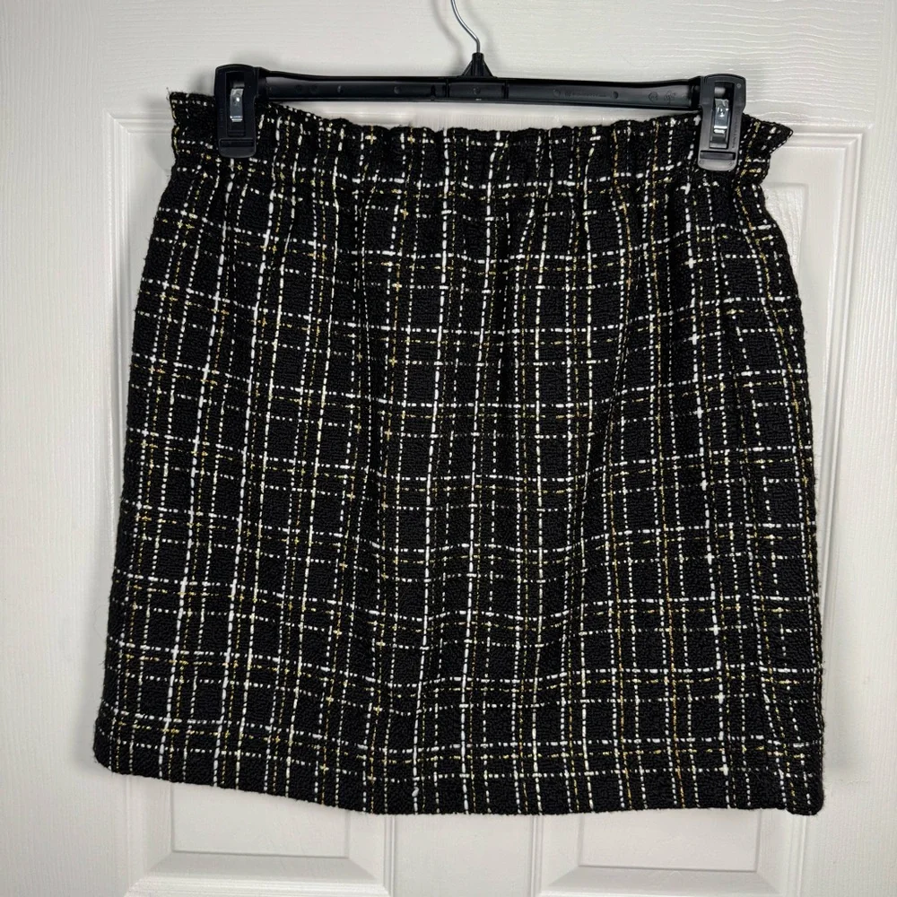 Chic‎ Black and White Checkered Mini Skirt with Gold Accents
